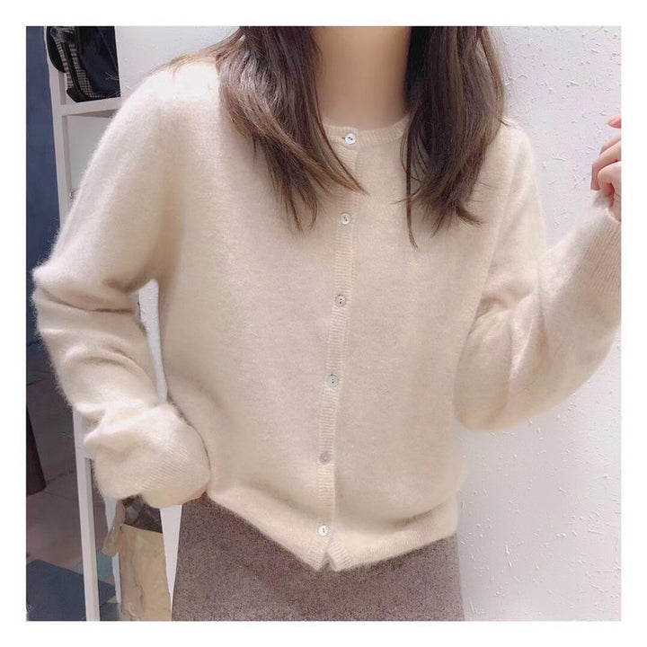 Damen kuschelige Strickjacke mit feiner Textur und Knöpfen Mirla-Eva Jonsson