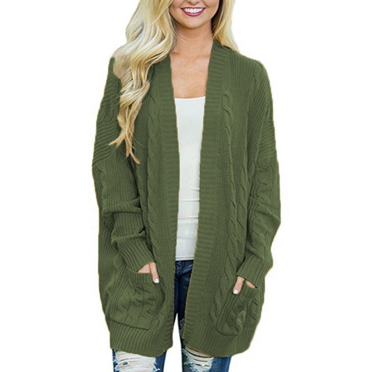 Damen lässige Strickjacke mit Kabelmuster und großzügigen Taschen Mirla-Eva Jonsson