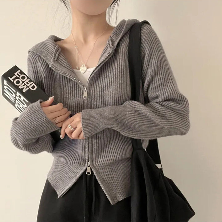 Damen lässige Strickjacke mit Kapuze und Reißverschluss Mirla-Eva Jonsson