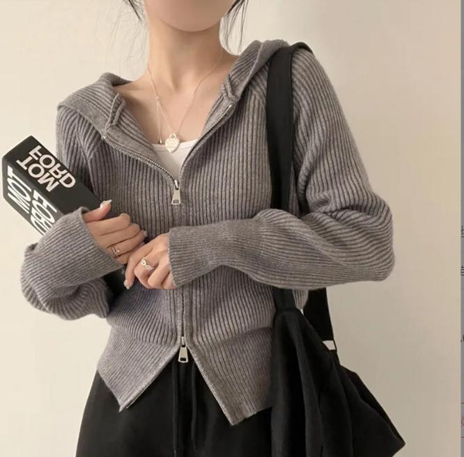 Damen lässige Strickjacke mit Kapuze und Reißverschluss Mirla-Eva Jonsson
