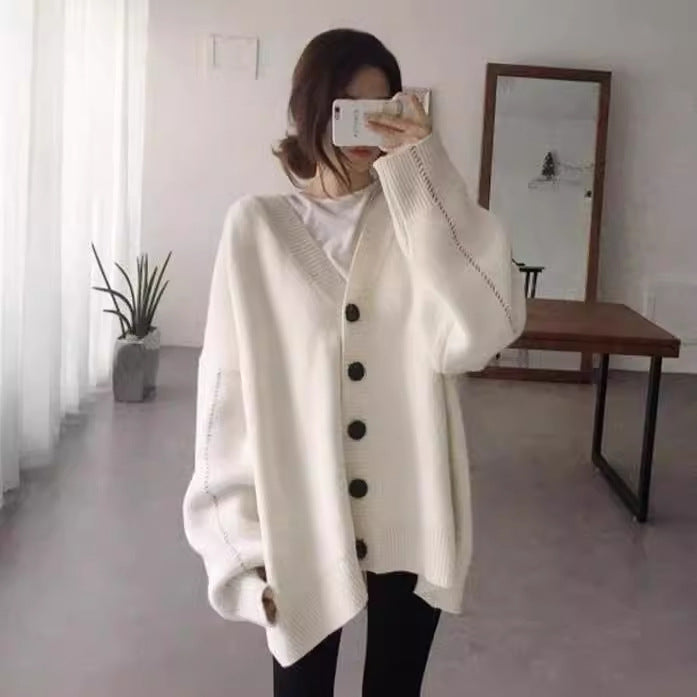 Damen lässige Strickjacke mit übergroßem Schnitt und großen Knöpfen Mirla-Eva Jonsson