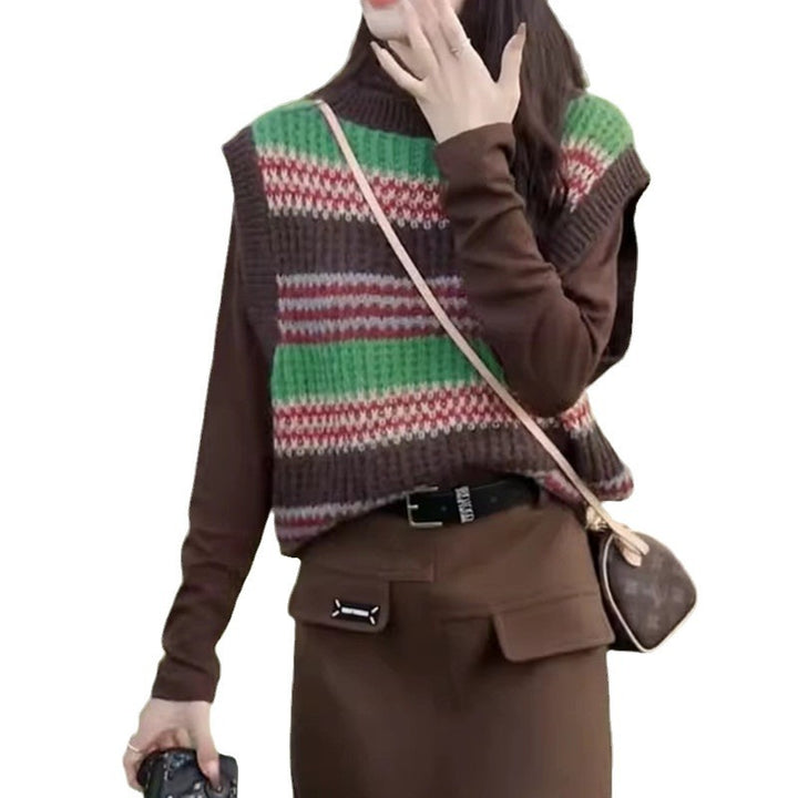 Damen lässiger Strickoversize-Pullover mit buntem Streifenmuster und ärmellosem Design Mirla-Eva Jonsson