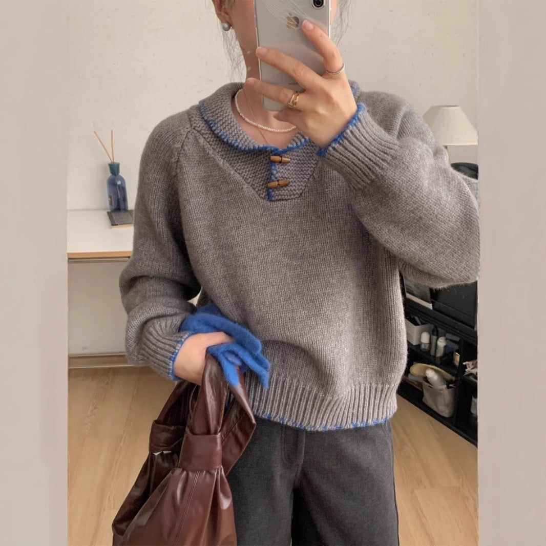 Damen lässiger Strickpullover mit einzigartigem Knopfdesign und Kontrastdetails Mirla-Eva Jonsson