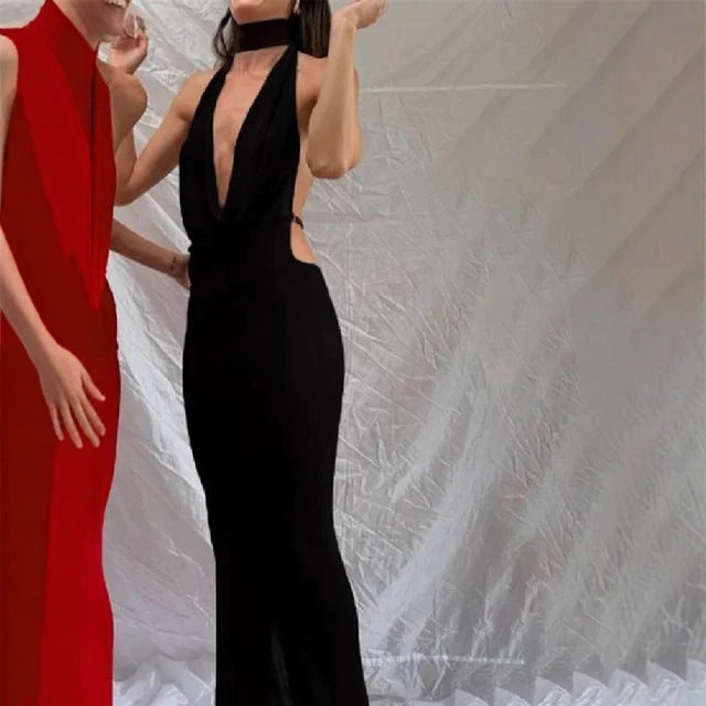Damen maxikjol med elegant v-ringning och figurnära design Mirla-Eva Jonsson