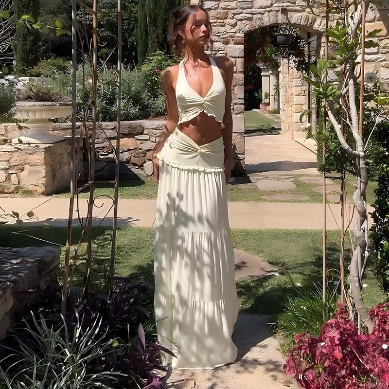 Damen maxiklänning med lekfull cut-out och volangdetaljer Mirla-Eva Jonsson