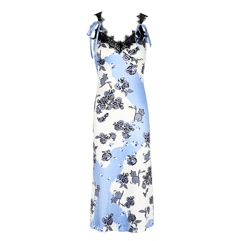 Damen maxikleid med florala motiv och eleganta spetsdetaljer Mirla-Eva Jonsson