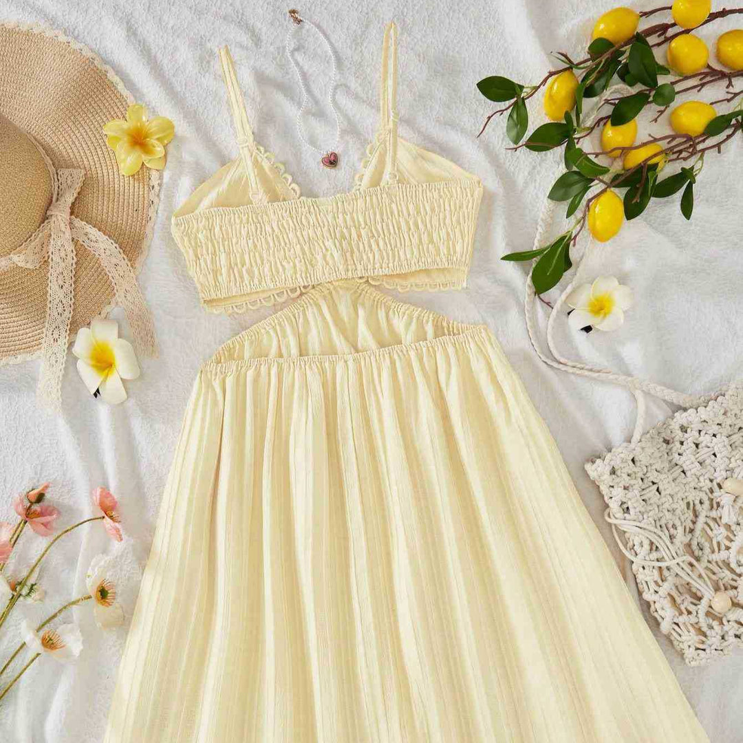 Damen maxikleid med ömtåliga volanger och justerbara spaghetti-remmar Mirla-Eva Jonsson