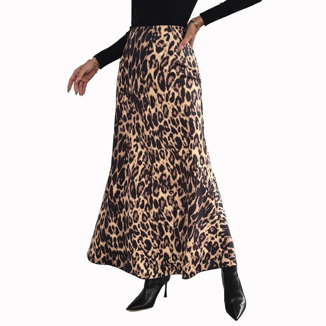 Damen maxiskirt with fashionable leopard pattern Mirla-Eva Jonsson