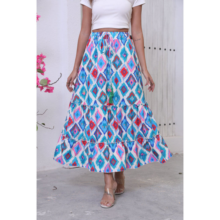 Damen maxiskirt with fashionable ruffle and colorful pattern Mirla-Eva Jonsson