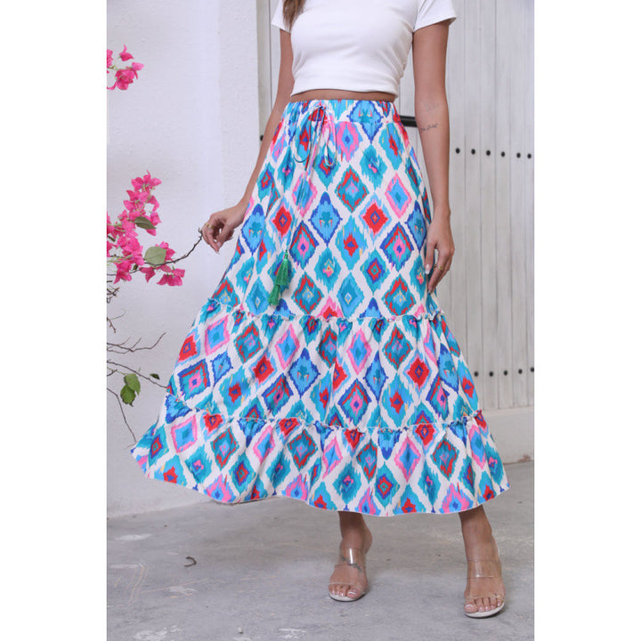 Damen maxiskirt with fashionable ruffle and colorful pattern Mirla-Eva Jonsson