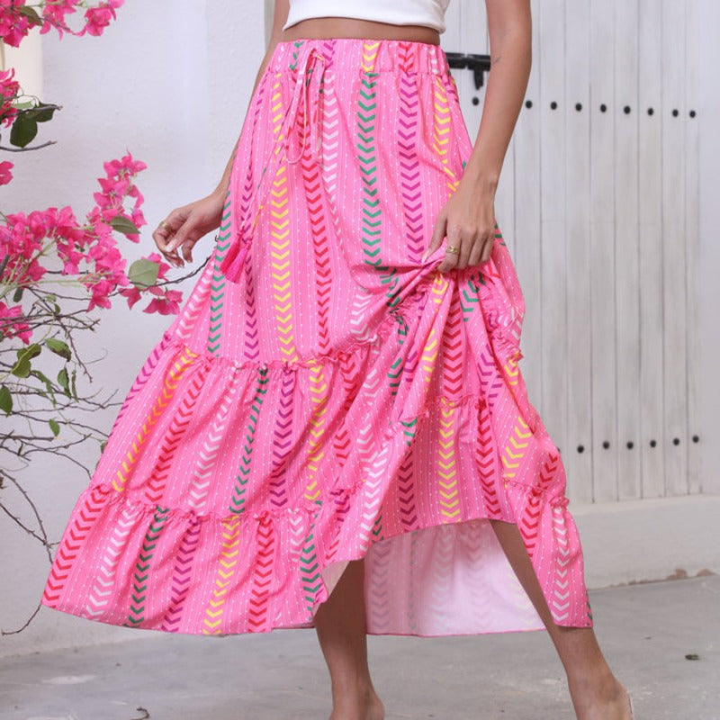Damen maxiskirt with fashionable ruffle and colorful pattern Mirla-Eva Jonsson