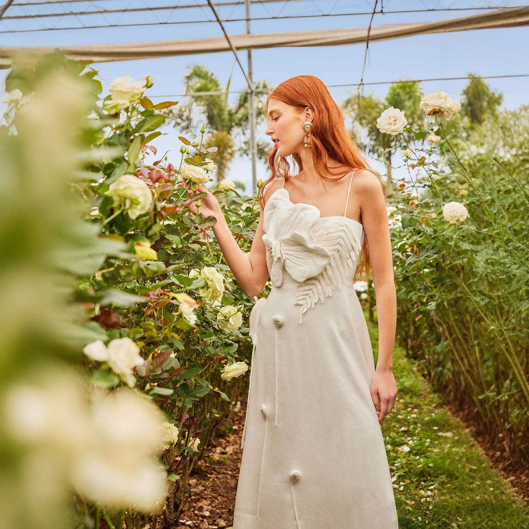Damen midi dress with elaborate ruffle details and adjustable spaghetti straps Mirla-Eva Jonsson