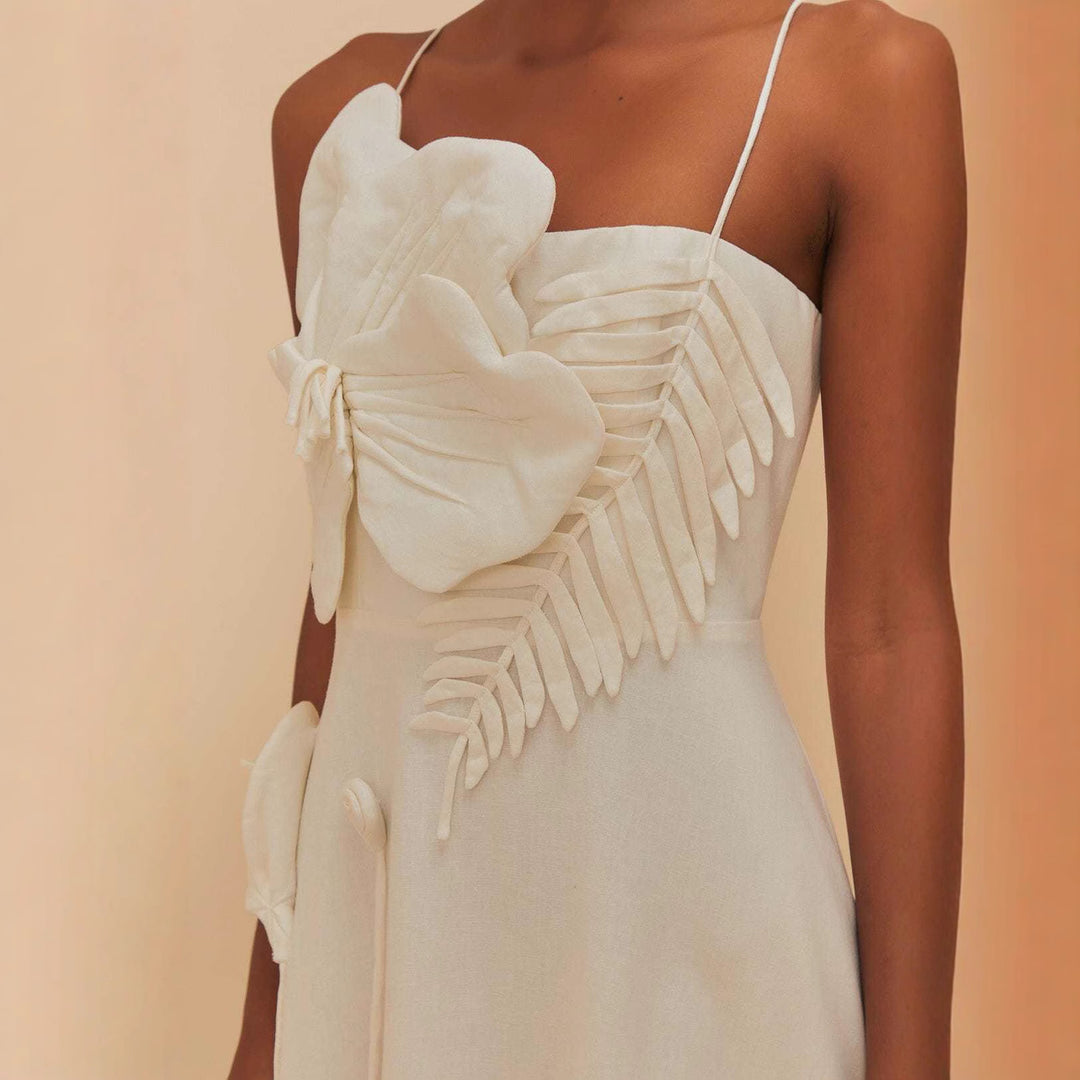 Damen midi dress with elaborate ruffle details and adjustable spaghetti straps Mirla-Eva Jonsson