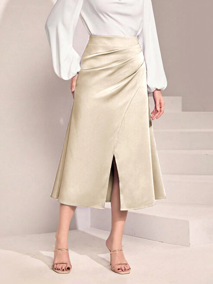 Damen midiskirt med asymmetrisk snitt och elegant slits Mirla-Eva Jonsson