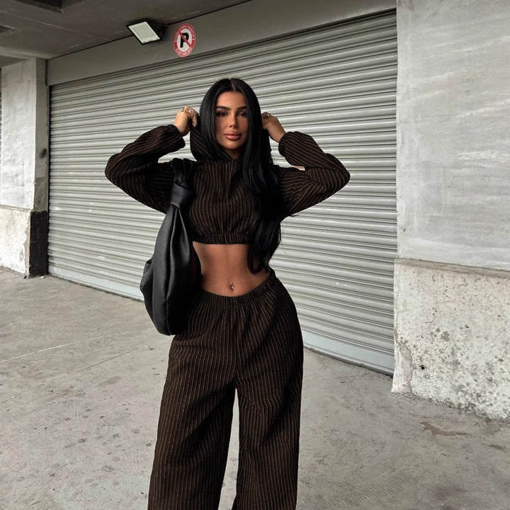 Damen mode-randigt set med cropped topp och vida byxor Mirla-Eva Jonsson