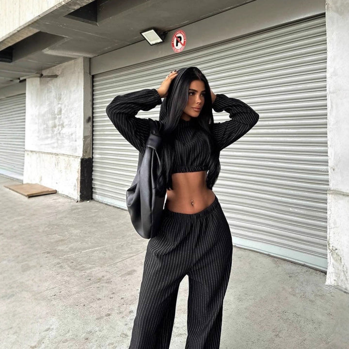 Damen mode-randigt set med cropped topp och vida byxor Mirla-Eva Jonsson