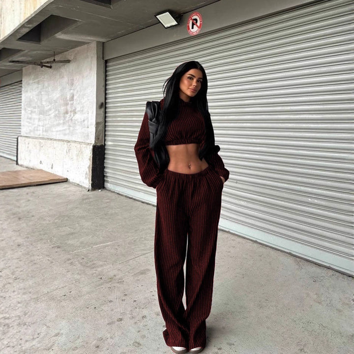 Damen mode-randigt set med cropped topp och vida byxor Mirla-Eva Jonsson