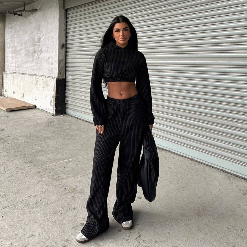 Damen mode-randigt set med cropped topp och vida byxor Mirla-Eva Jonsson
