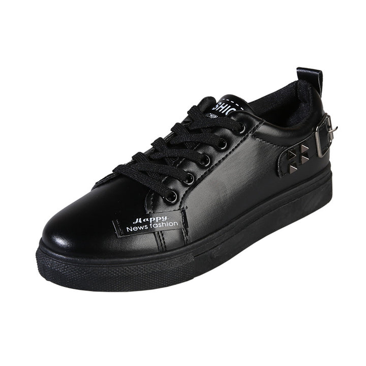 Damen mode sneakers med dekorativa nitar Mirla-Eva Jonsson