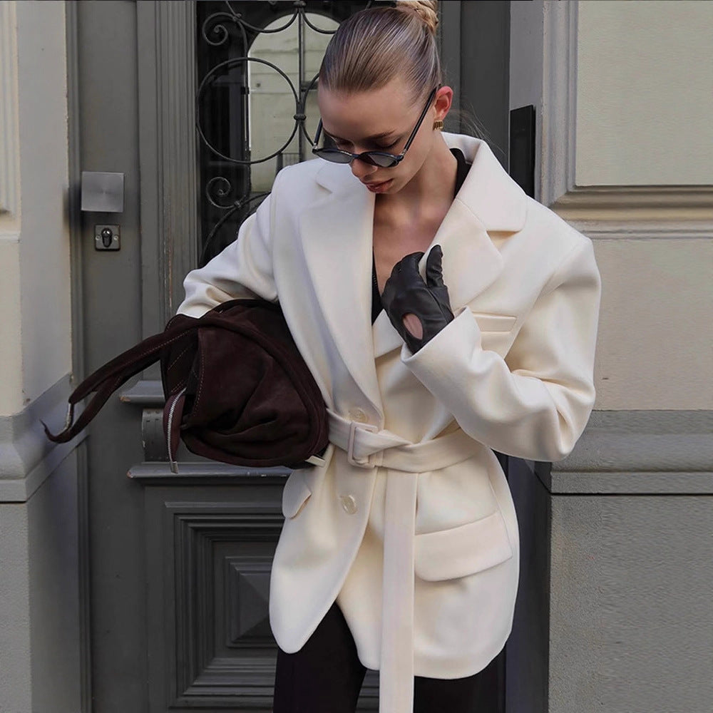 Damen moderikt blazer med midjebälte och praktiska fickor Eva Jonsson-Eva Jonsson