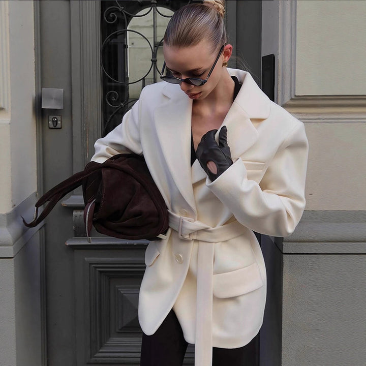Damen moderikt blazer med midjebälte och praktiska fickor Eva Jonsson-Eva Jonsson