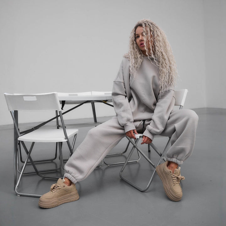 Damen moderiktigt oversize-hoodie-set med avslappnad passform och elastisk midja Mirla-Eva Jonsson