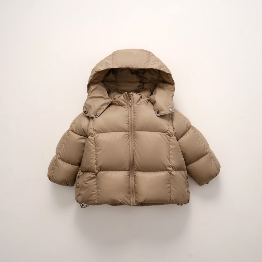 Damen moderne Daunenjacke mit abnehmbarer Kapuze und elastischen Bündchen Mirla-Eva Jonsson