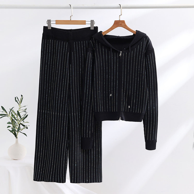Damen modernt loungewear-set med hög krage och dragkedja Mirla-Eva Jonsson