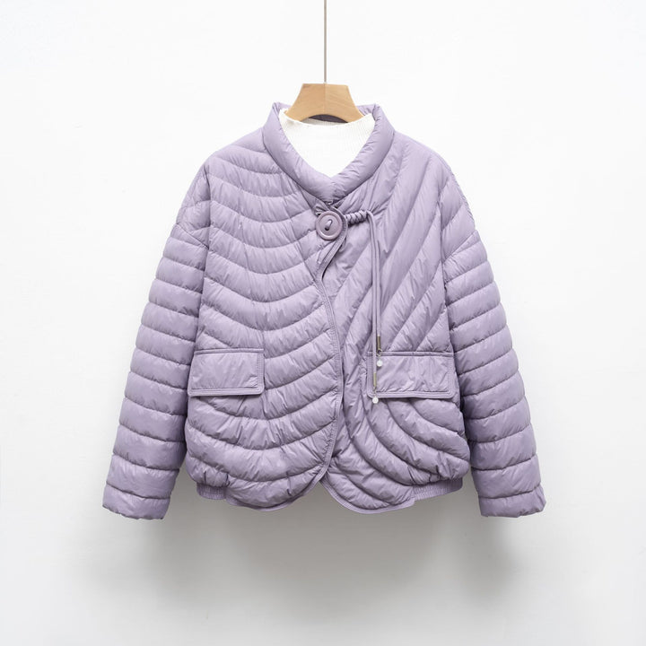 Damen modische Steppjacke mit asymmetrischem Schnitt und praktischen Taschen Eva Jonsson-Eva Jonsson