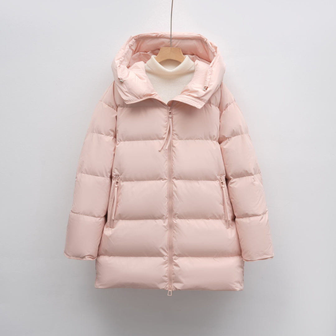 Damen modische Winterjacke im Oversized-Stil mit Kapuze Mirla-Eva Jonsson
