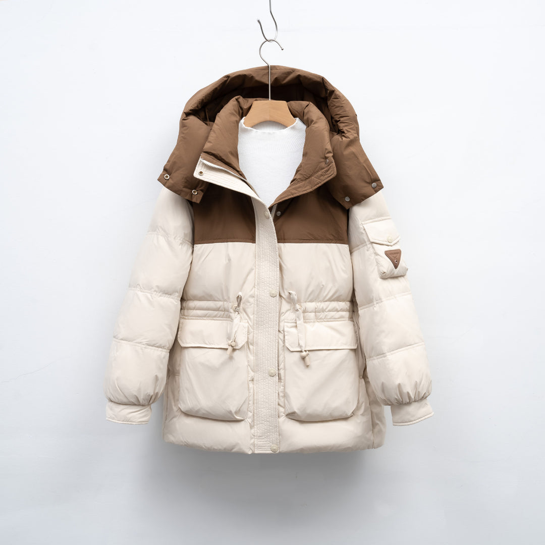 Damen modische Winterjacke mit funktionalen Taschen und großzügiger Kapuze Mirla-Eva Jonsson