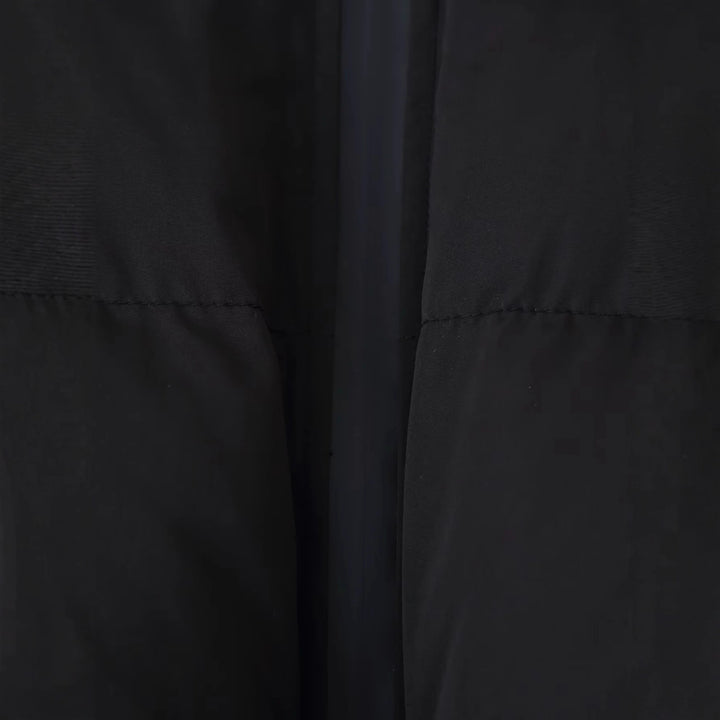 Damen modische cropped dunjacka med hög krage och praktiska fickor Mirla-Eva Jonsson