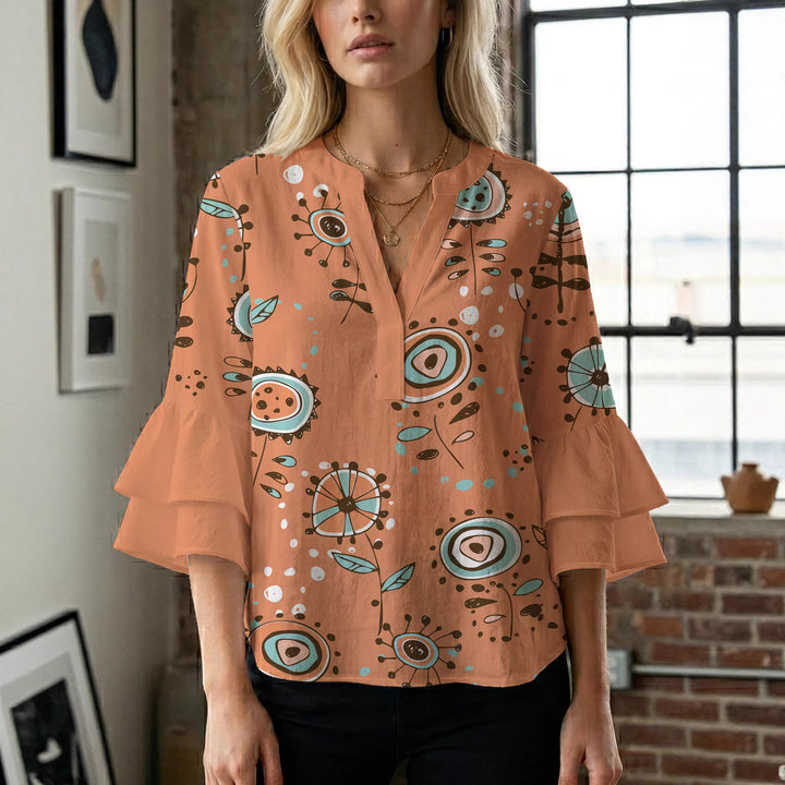 Damen modisches Oberteil mit Rüschendetails und kreativem Muster Mirla-Eva Jonsson
