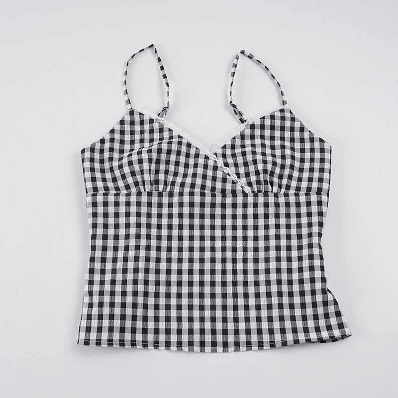 Damen relaxed check pattern top with spaghetti straps and lace trim Mirla-Eva Jonsson