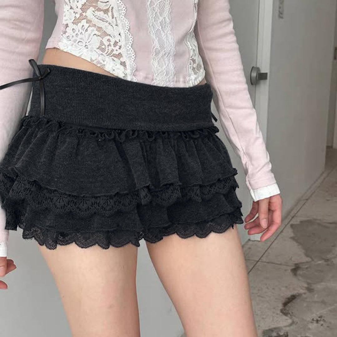 Damen ruffle skirt with lace trim and elastic waistband Mirla-Eva Jonsson