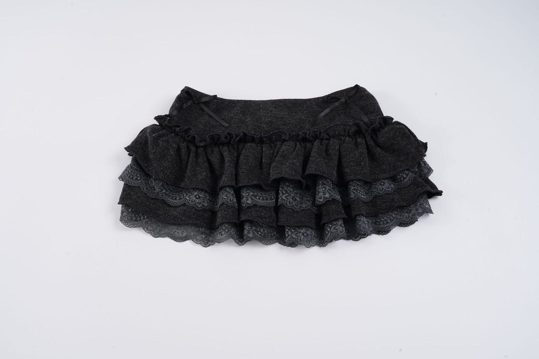 Damen ruffle skirt with lace trim and elastic waistband Mirla-Eva Jonsson