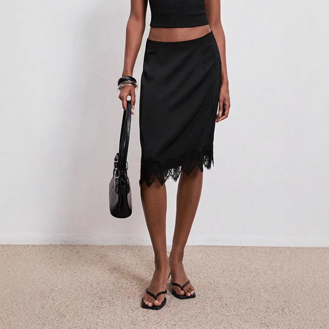 Damen satin skirt with lace appliqué Mirla-Eva Jonsson