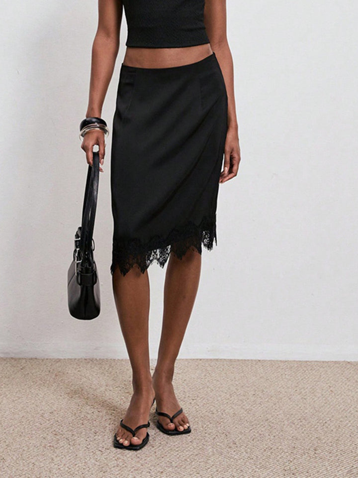 Damen satin skirt with lace appliqué Mirla-Eva Jonsson