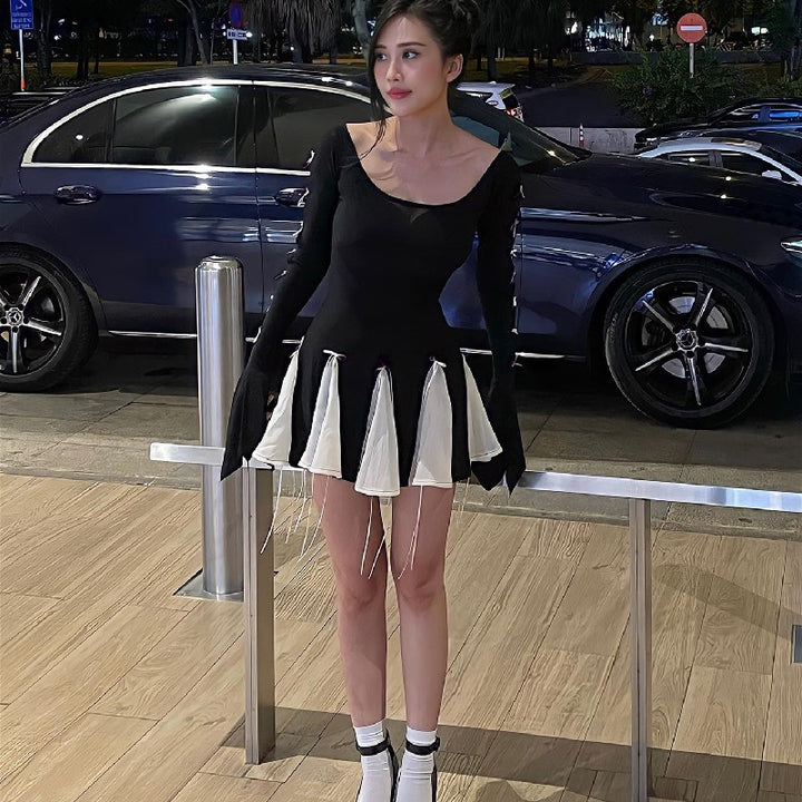 Damen skater dress with contrasting ruffle details and long sleeves Mirla-Eva Jonsson