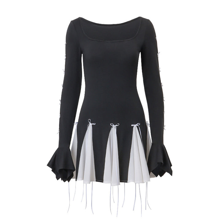 Damen skater dress with contrasting ruffle details and long sleeves Mirla-Eva Jonsson