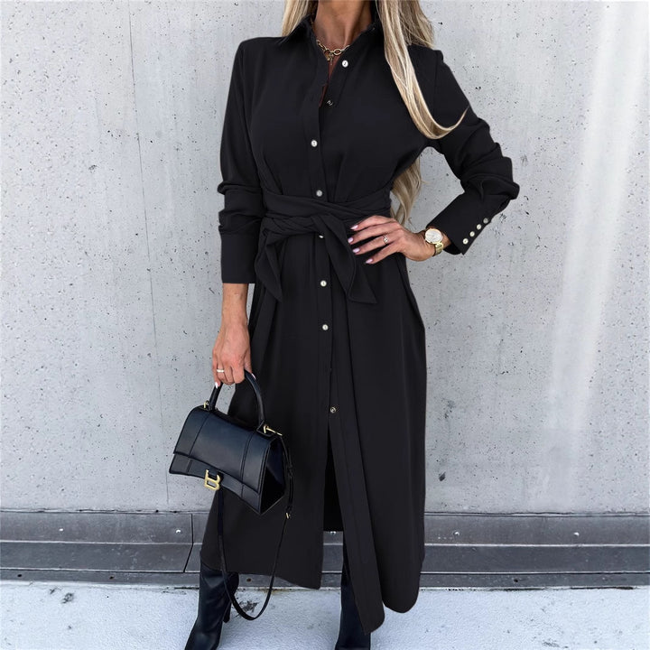 Damen skjortklänning med knytskärp och knapplist Mirla-Eva Jonsson