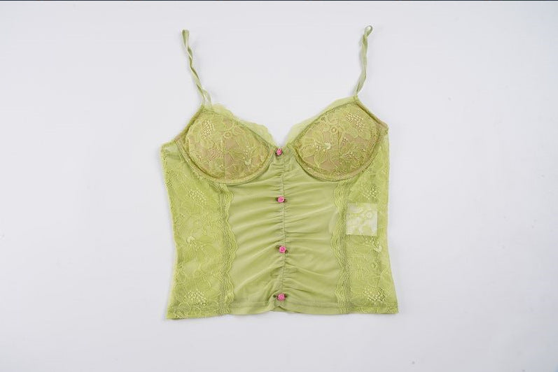 Damen spets-camisole med vacker rynkning och knappliknande accenter Mirla-Eva Jonsson