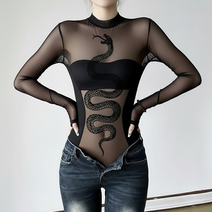 Damen spetsbodysuit med förförisk V-ringning och söta volangdetaljer Mirla-Eva Jonsson