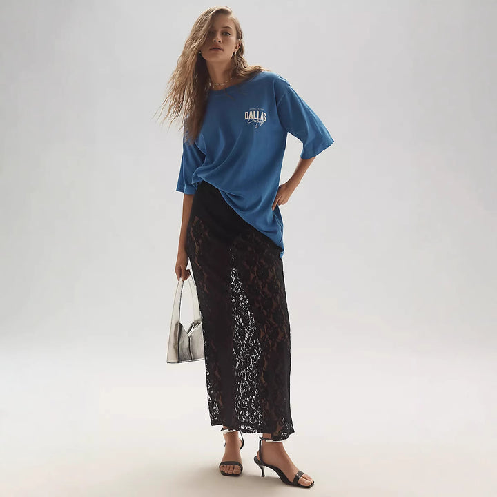 Damen spetskjol i lång, elegant design med hög slits Mirla-Eva Jonsson