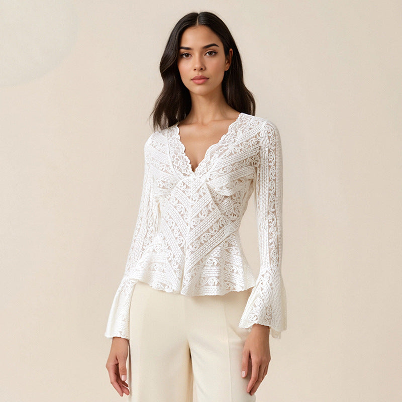 Damen spitzen shirt med utställda ärmar och figursydd design Mirla-Eva Jonsson