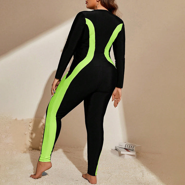 Damen sport suit with stylish zipper and figure-hugging cut Mirla-Eva Jonsson