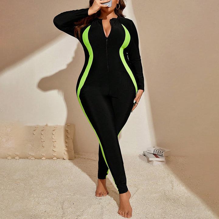Damen sport suit with stylish zipper and figure-hugging cut Mirla-Eva Jonsson