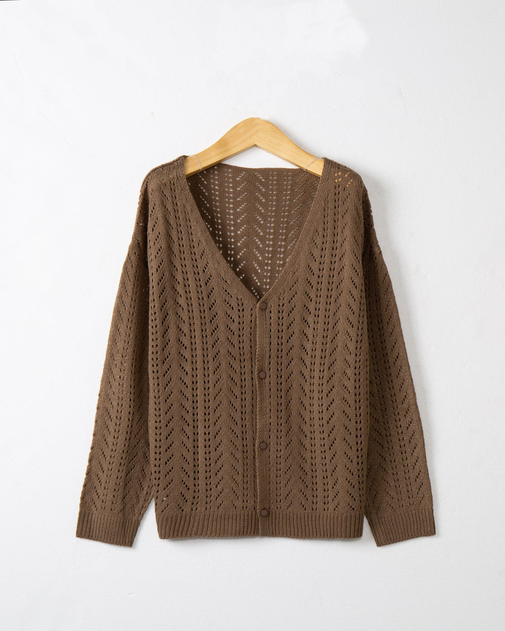 Damen stickad cardigan med luftig hålmönstring och V-ringning Mirla-Eva Jonsson