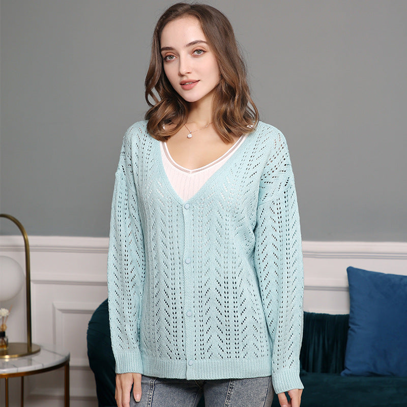 Damen stickad cardigan med luftig hålmönstring och V-ringning Mirla-Eva Jonsson
