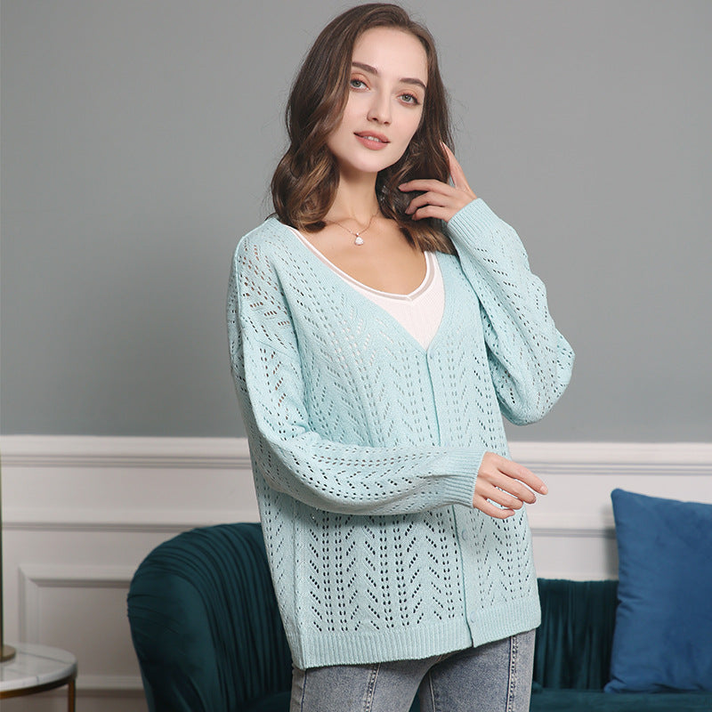 Damen stickad cardigan med luftig hålmönstring och V-ringning Mirla-Eva Jonsson